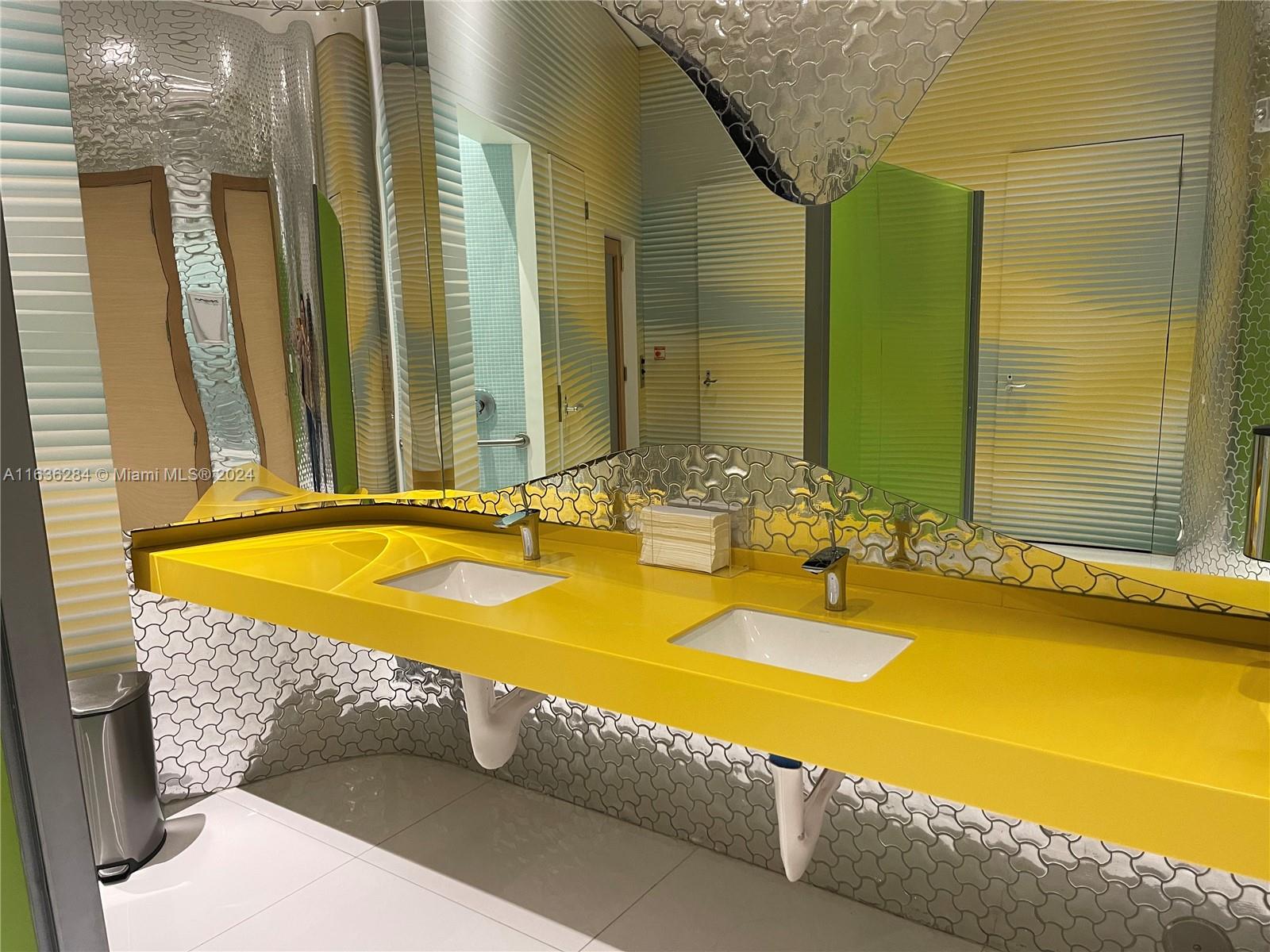 501 NE 31st St # 2410