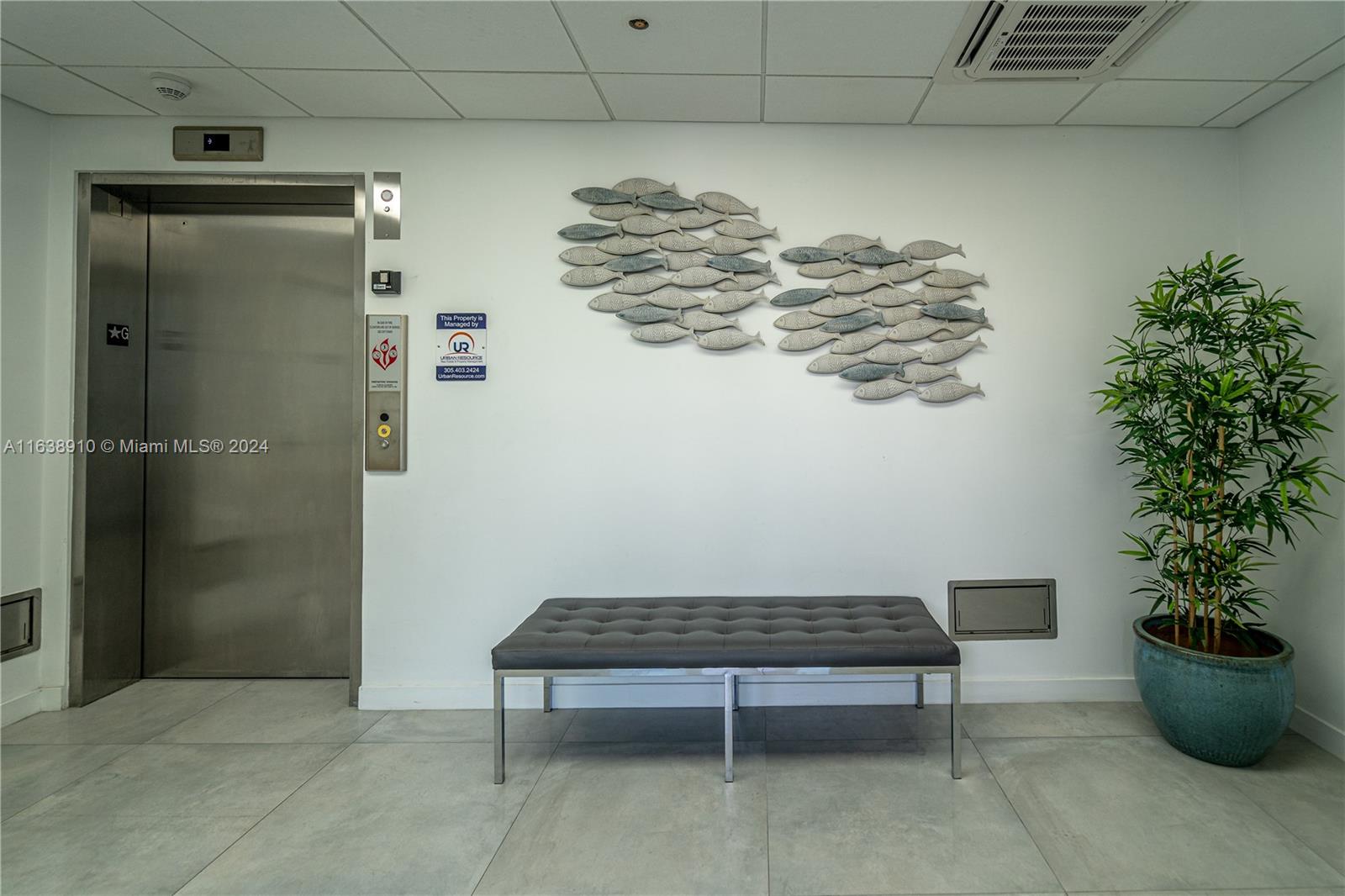 8425 Crespi Blvd # 304