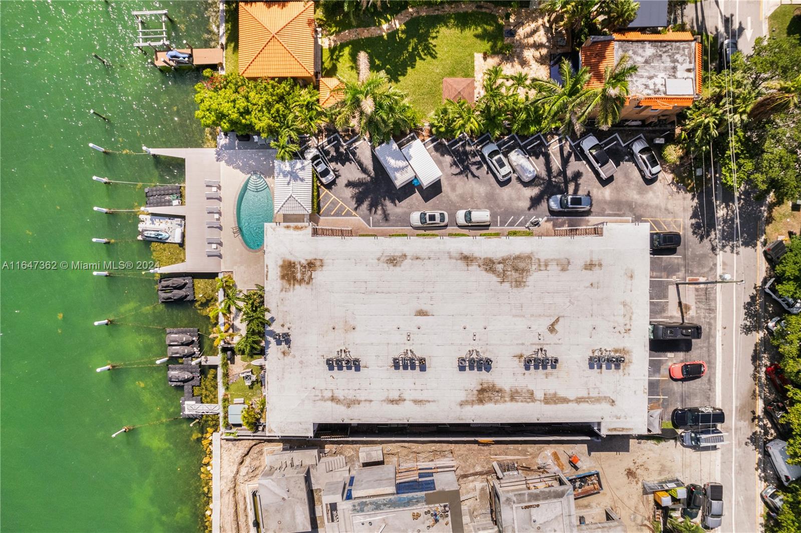 405 N Hibiscus Dr # 203