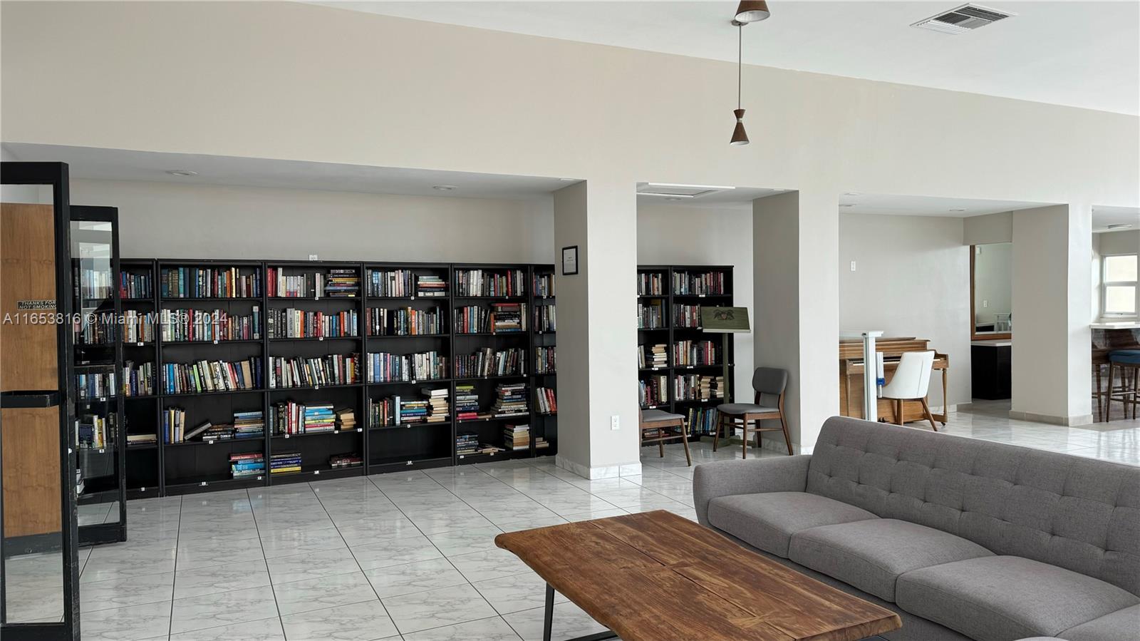 9225 Collins Ave # 704