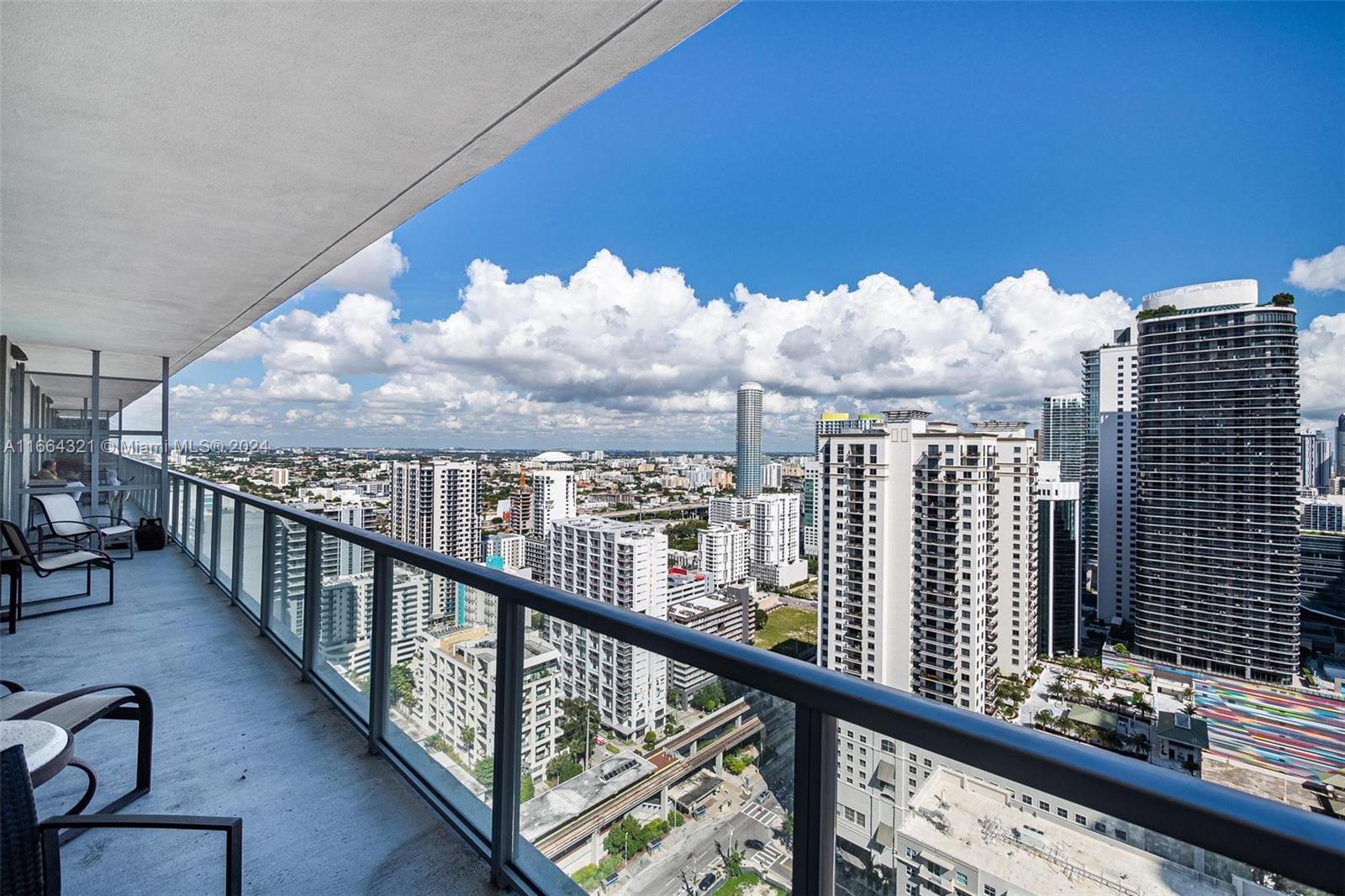 1111 SW 1st Ave Unit: 3722-N