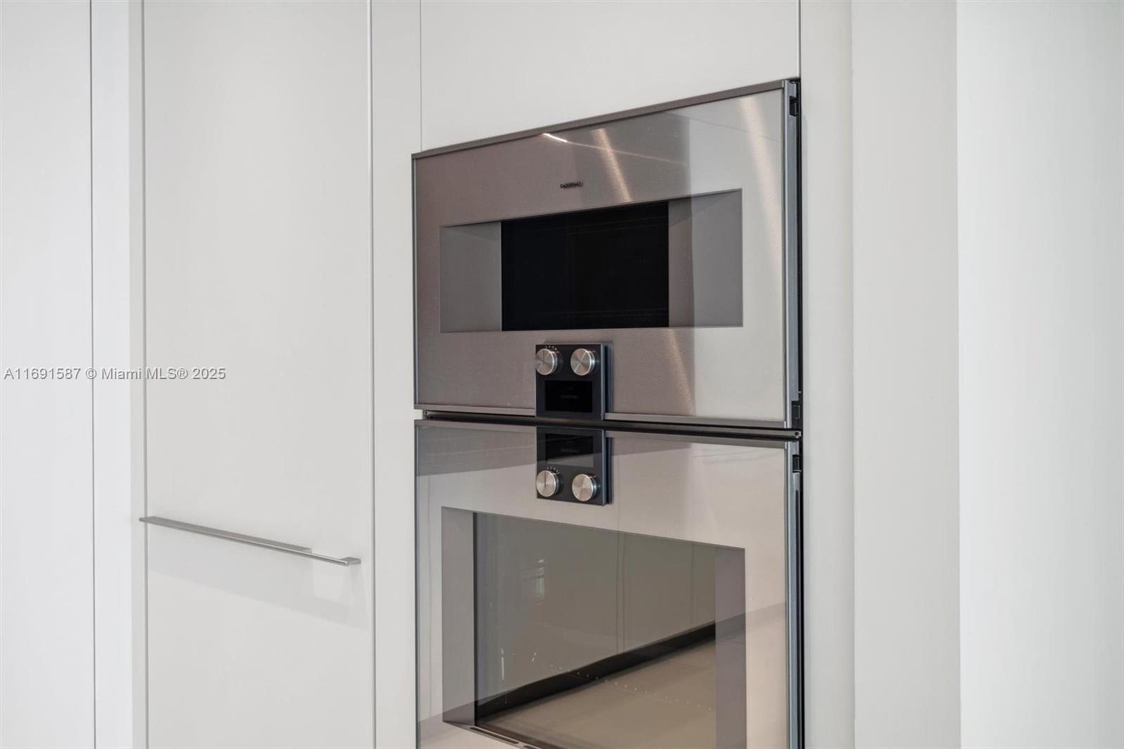 300 Biscayne Blvd Way # 3805