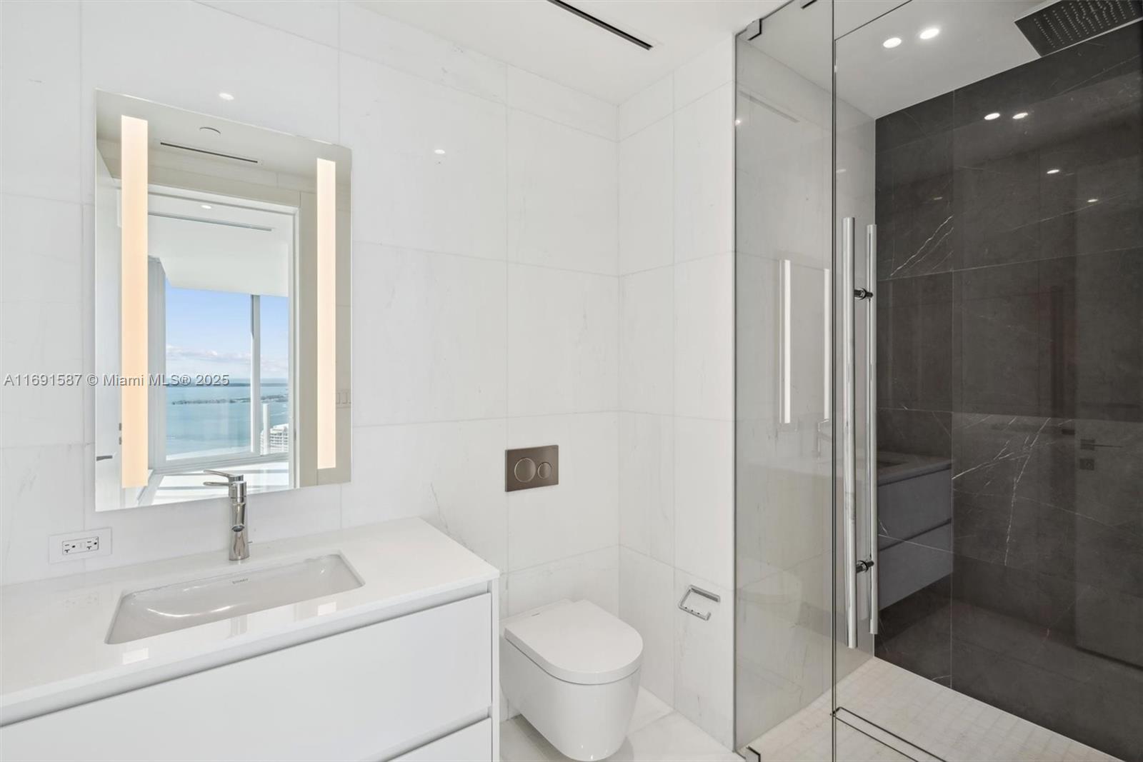 300 Biscayne Blvd Way # 3805