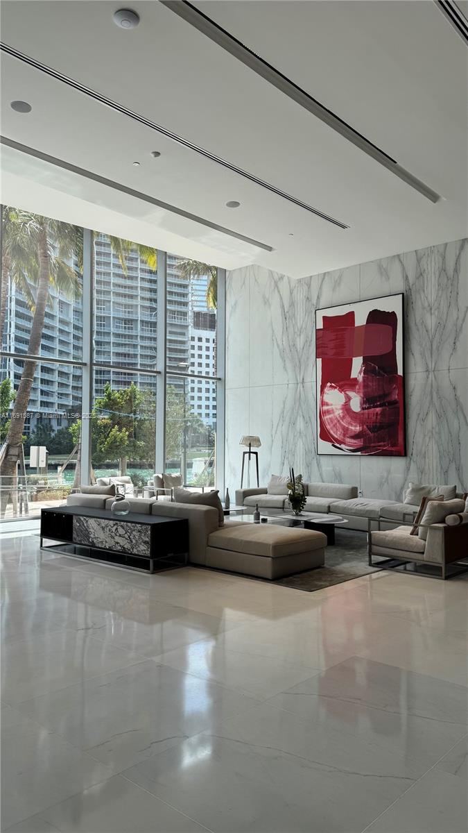 300 Biscayne Blvd Way # 3805