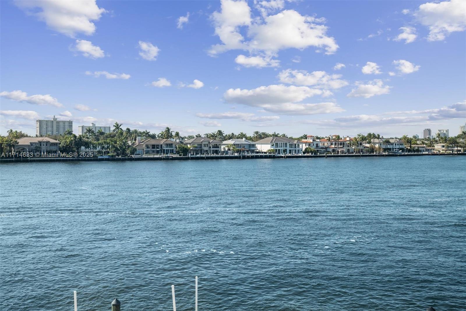 511 Bayshore Dr # 304