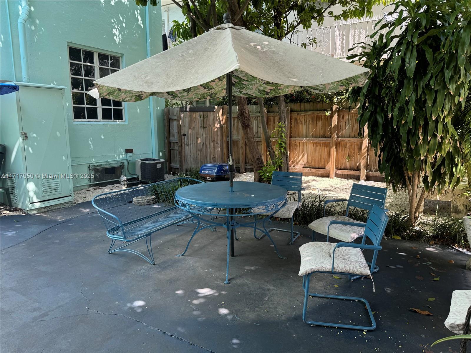 751 Euclid Ave # 2
