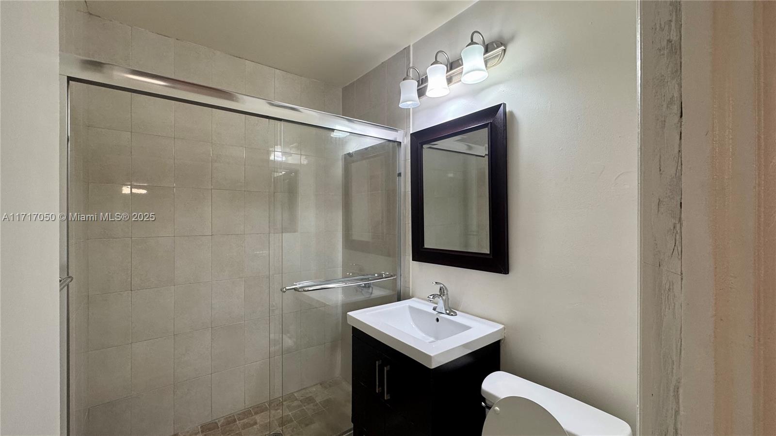 751 Euclid Ave # 2