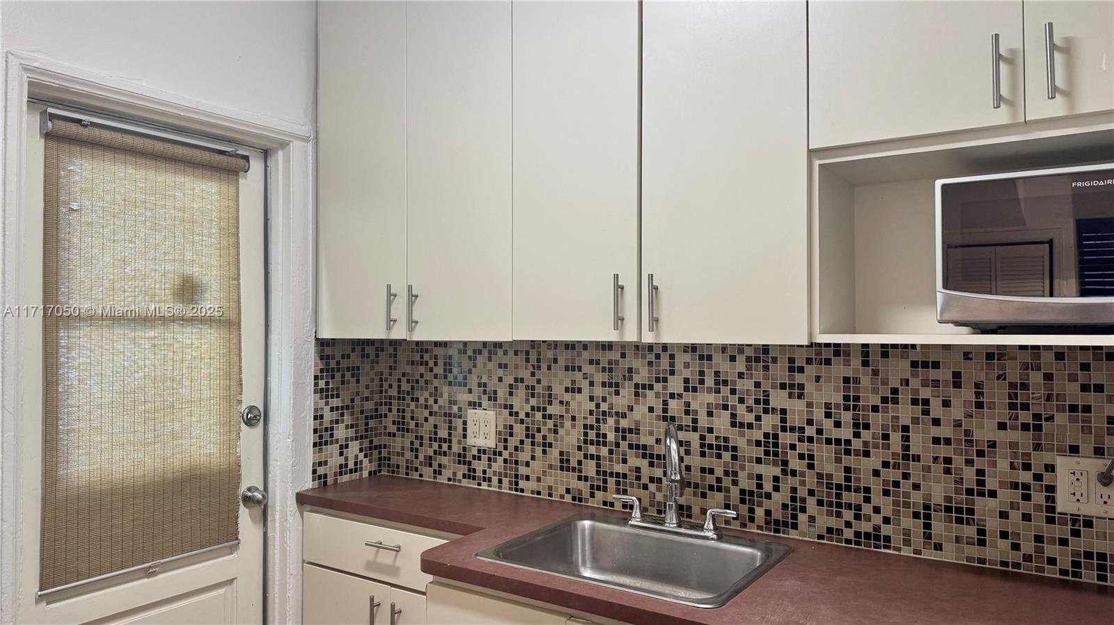 751 Euclid Ave # 2