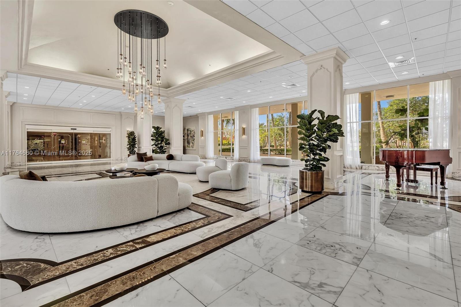 5600 Collins Ave # 10J