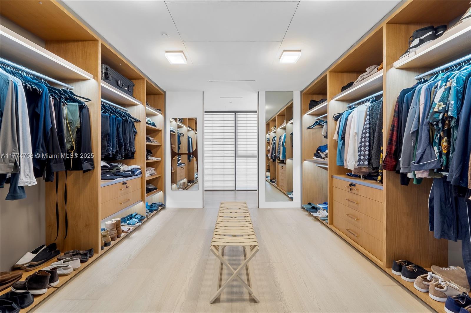 8955 Collins Ave # 301