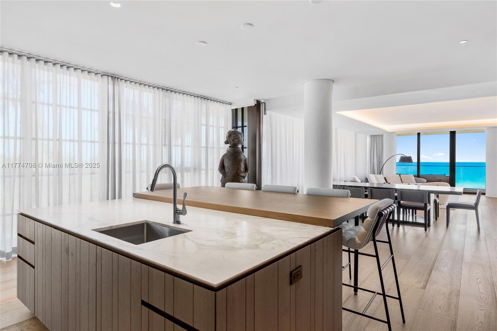 8955 Collins Ave # 301