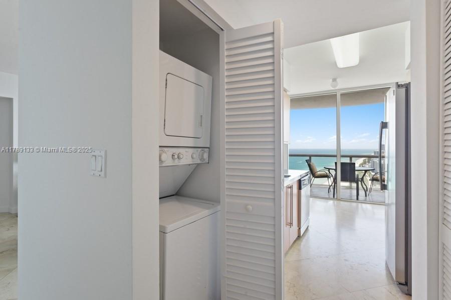 6365 Collins Ave # 3704