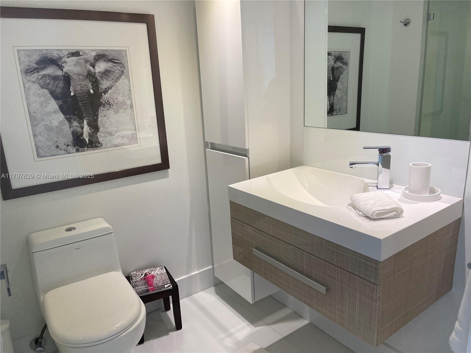 6301 Collins Ave # 1805