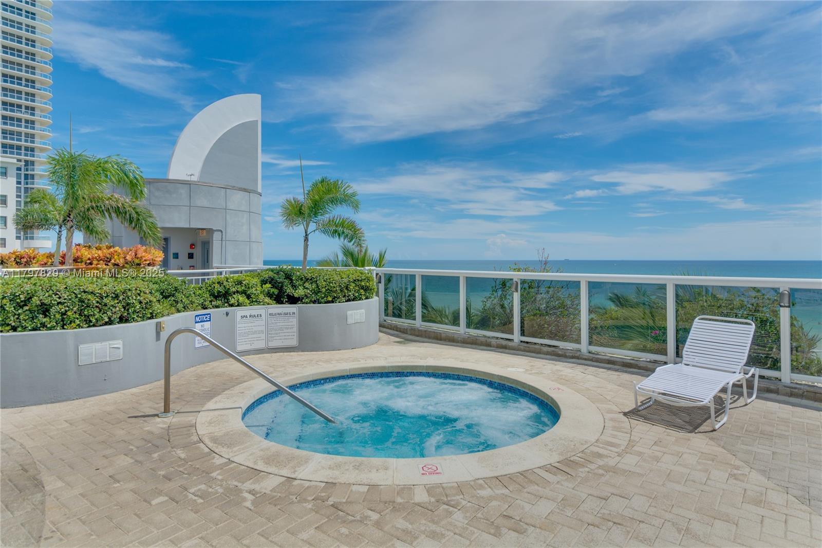 6301 Collins Ave # 1805