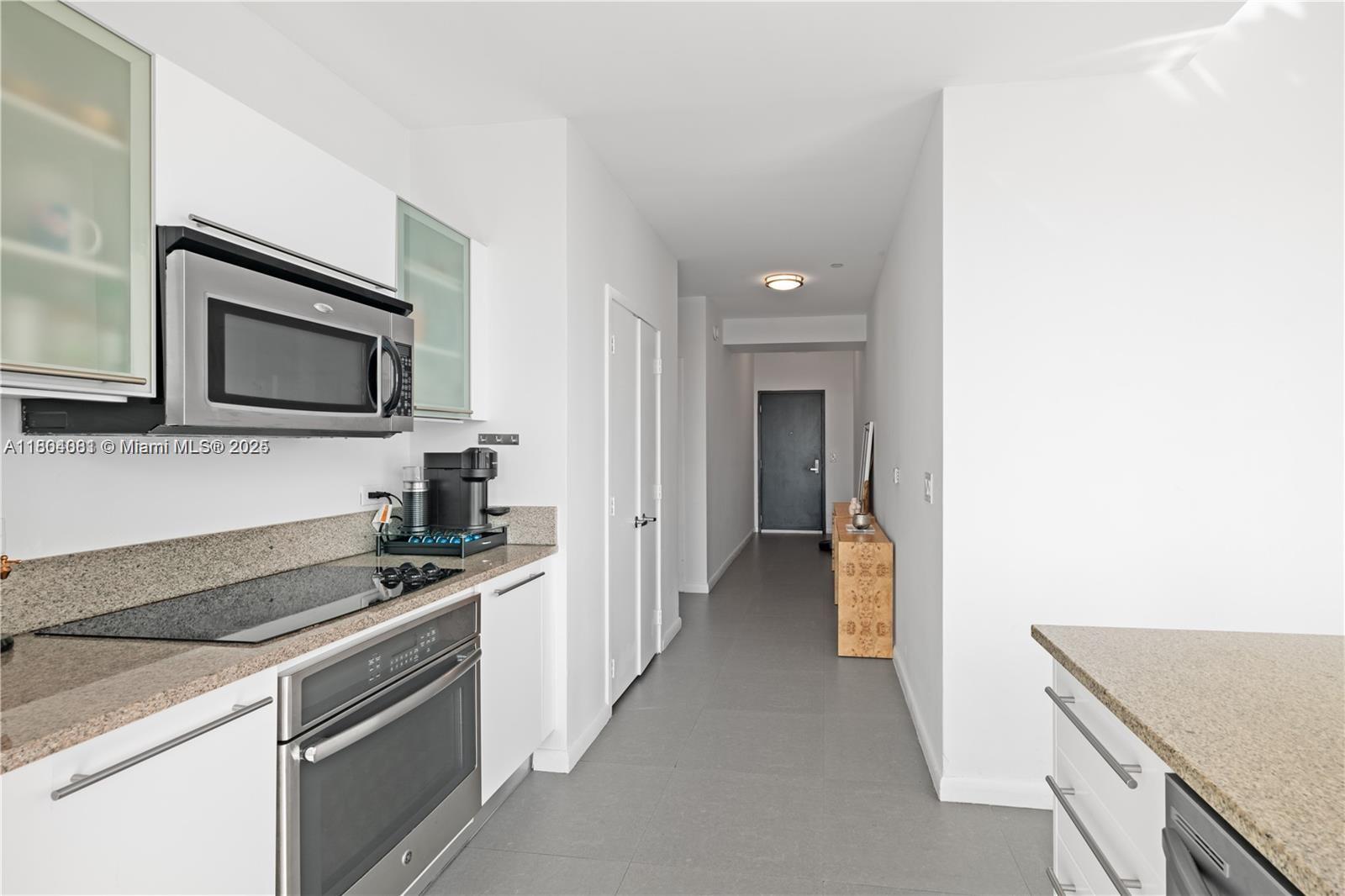 888 Biscayne Blvd # 4801