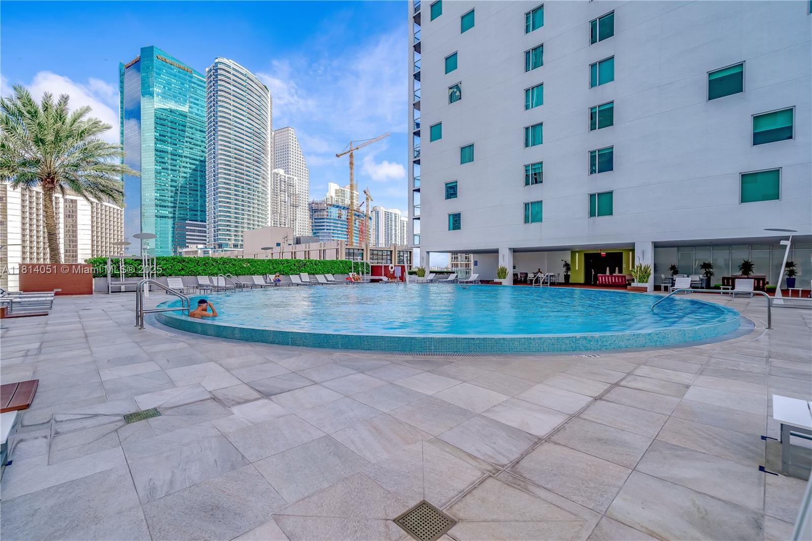 55 SE 6th St # 1703
