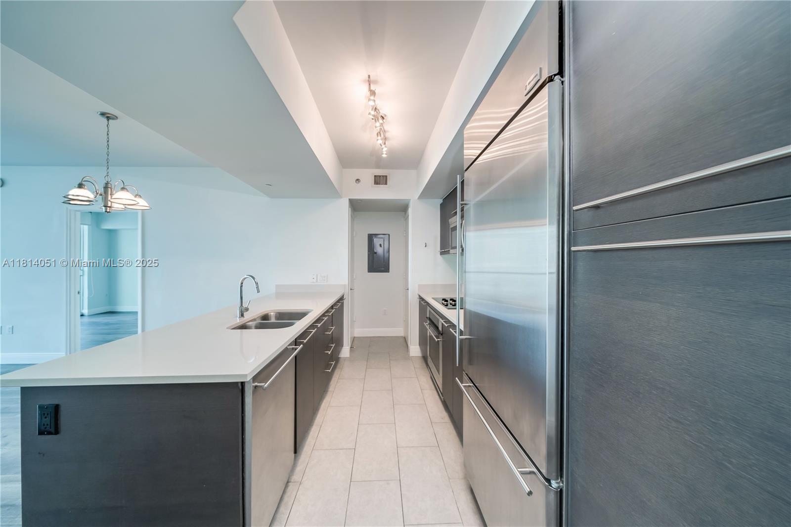 55 SE 6th St # 1703