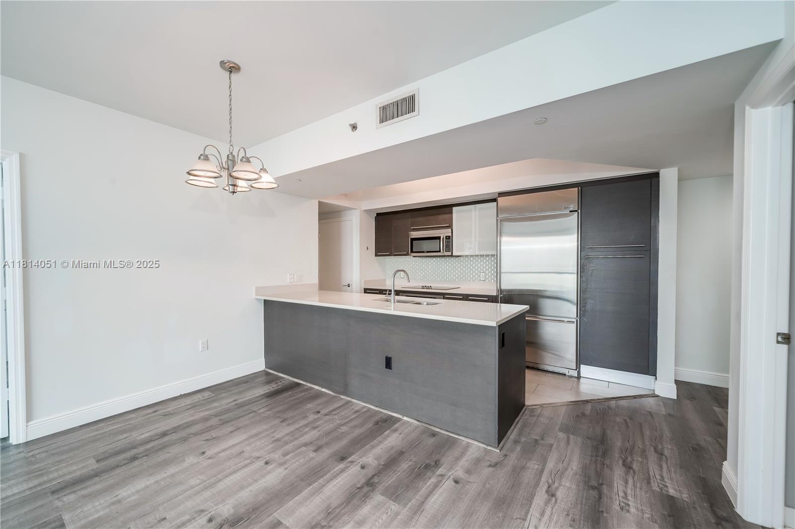 55 SE 6th St # 1703