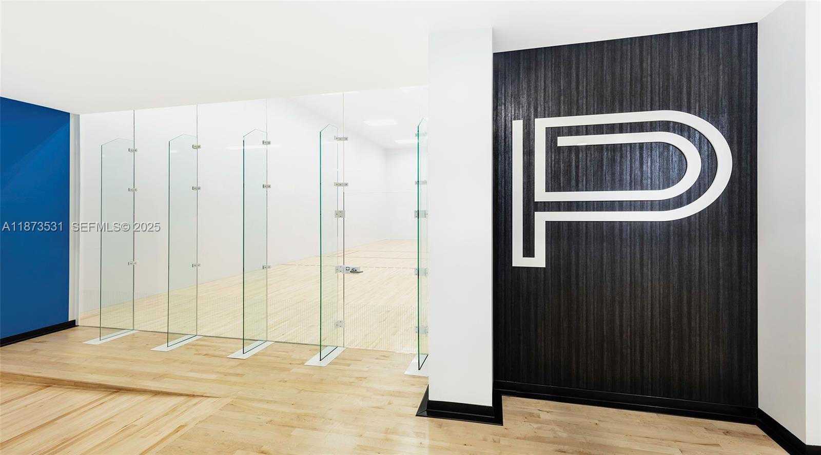 851 NE 1st Ave # 1611