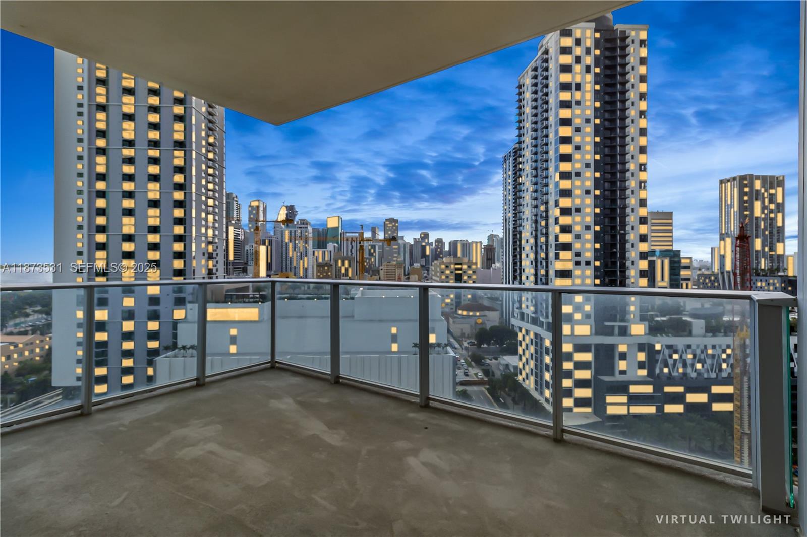 851 NE 1st Ave # 1611