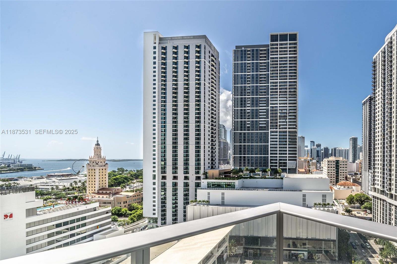 851 NE 1st Ave # 1611