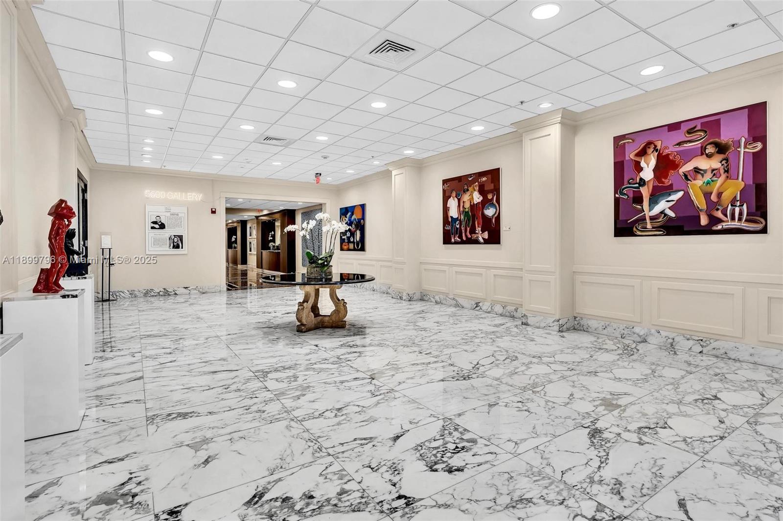 5600 Collins Ave # 10J