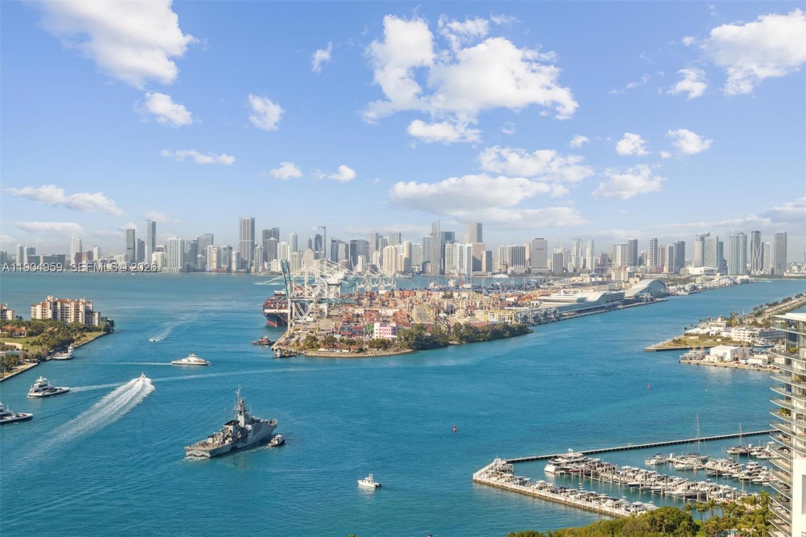 100 S Pointe Dr # 3203