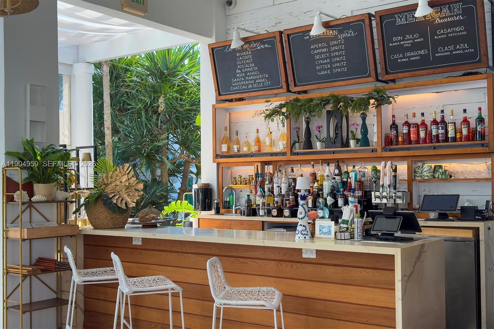 100 S Pointe Dr # 3203