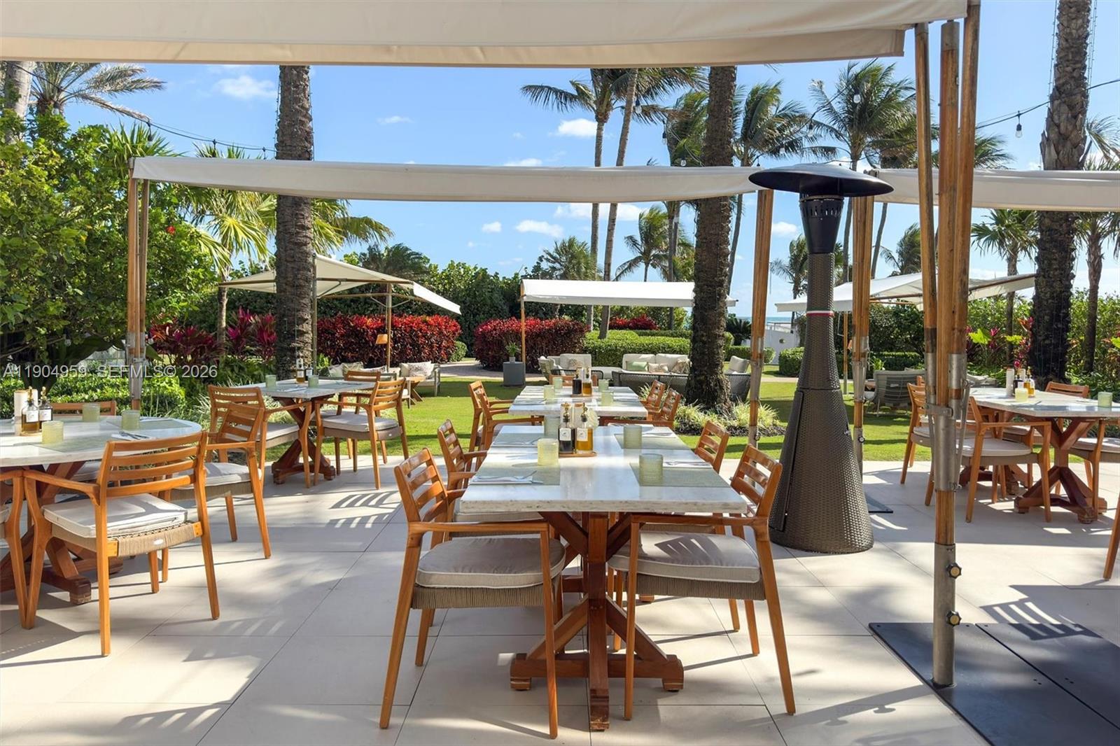 100 S Pointe Dr # 3203