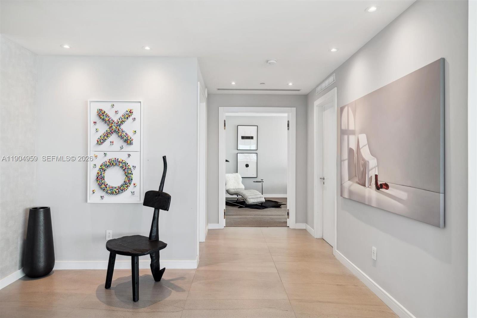 100 S Pointe Dr # 3203