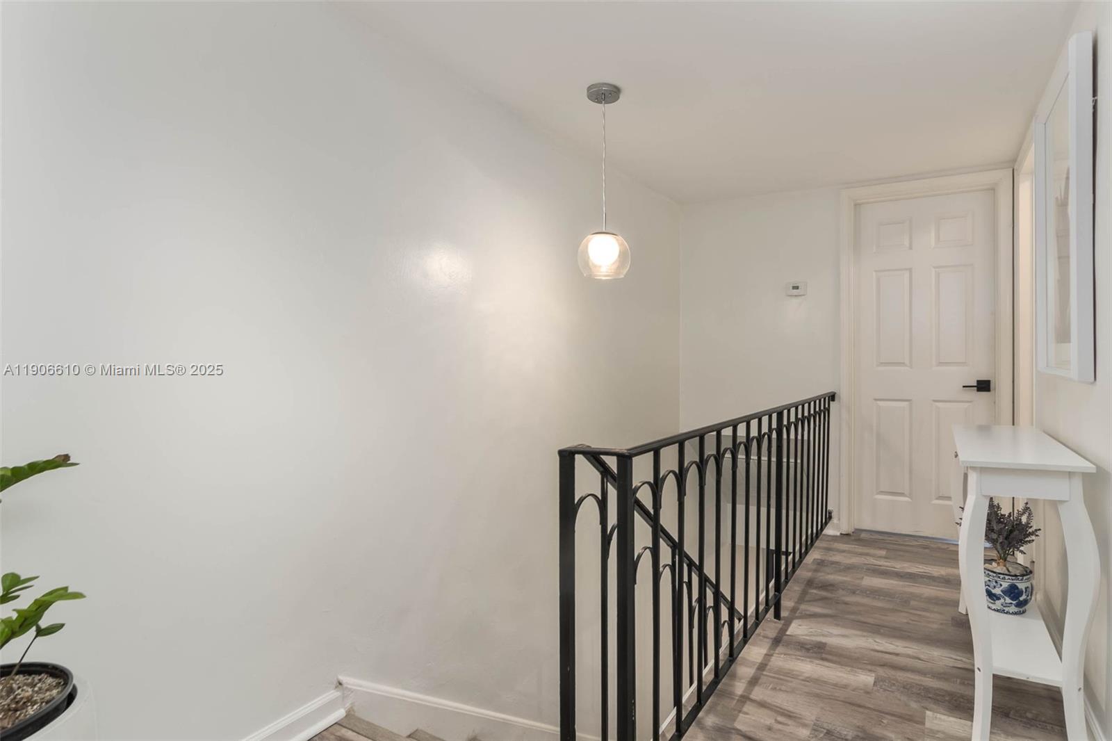 1603 NE 105th St # 9 Unit: 3-9