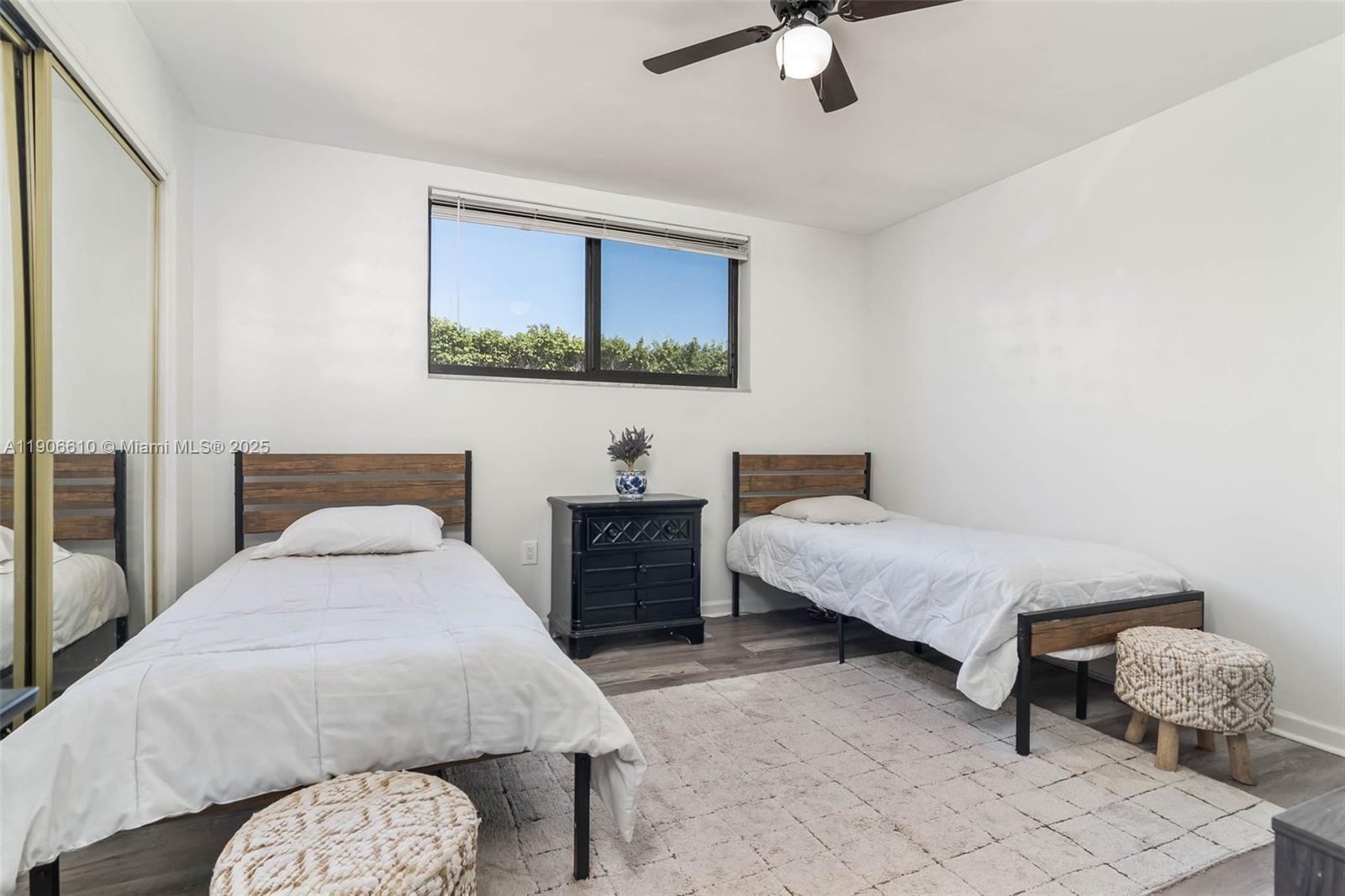 1603 NE 105th St # 9 Unit: 3-9