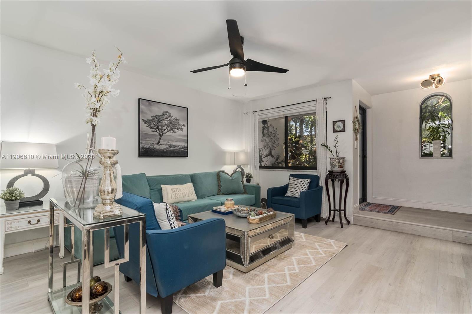 1603 NE 105th St # 9 Unit: 3-9