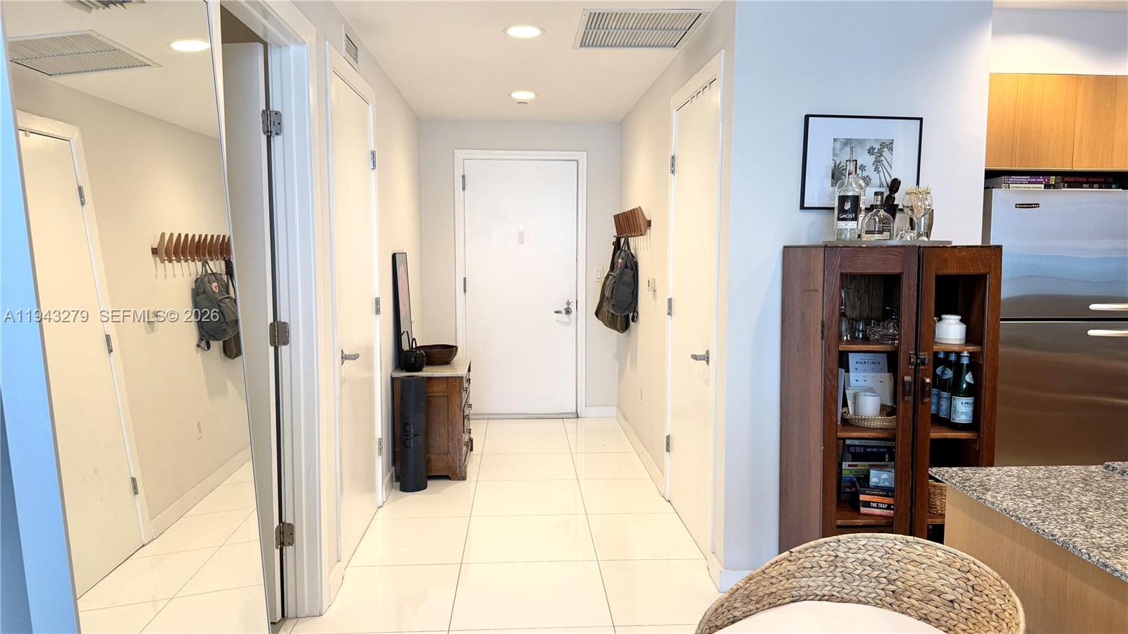 1050 Brickell Ave # 3206