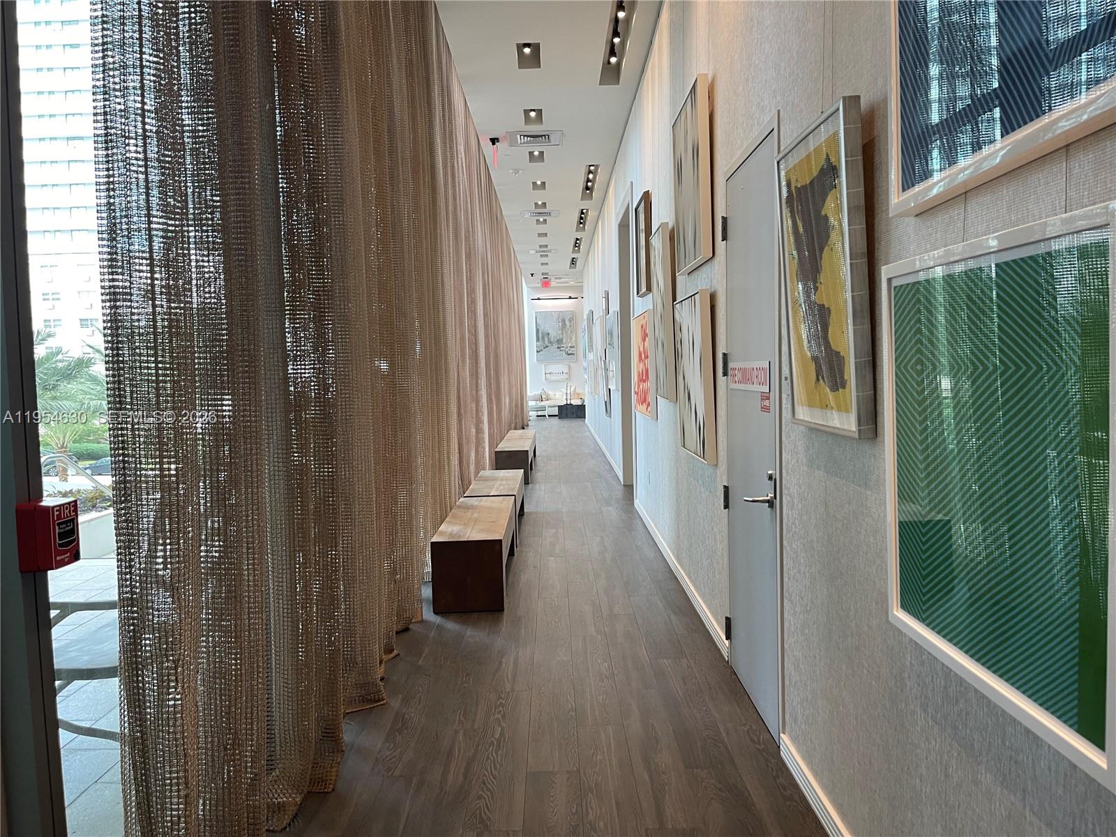 2900 NE 7th Ave # 4208