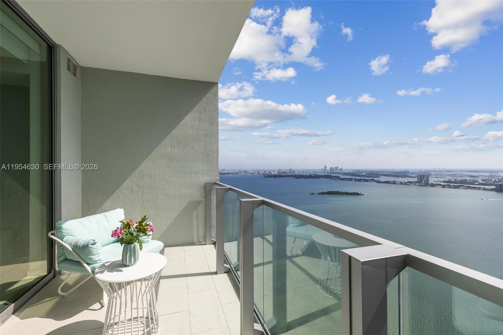 2900 NE 7th Ave # 4208