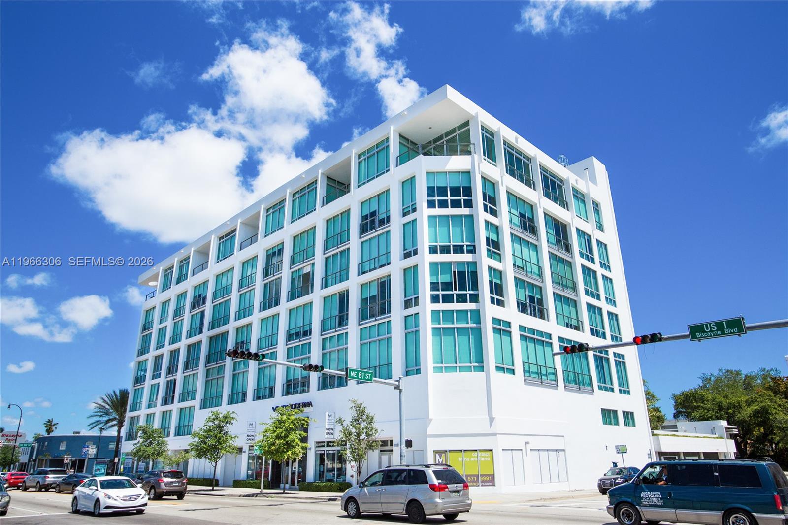 8101 Biscayne Blvd # 613 Unit: R-613