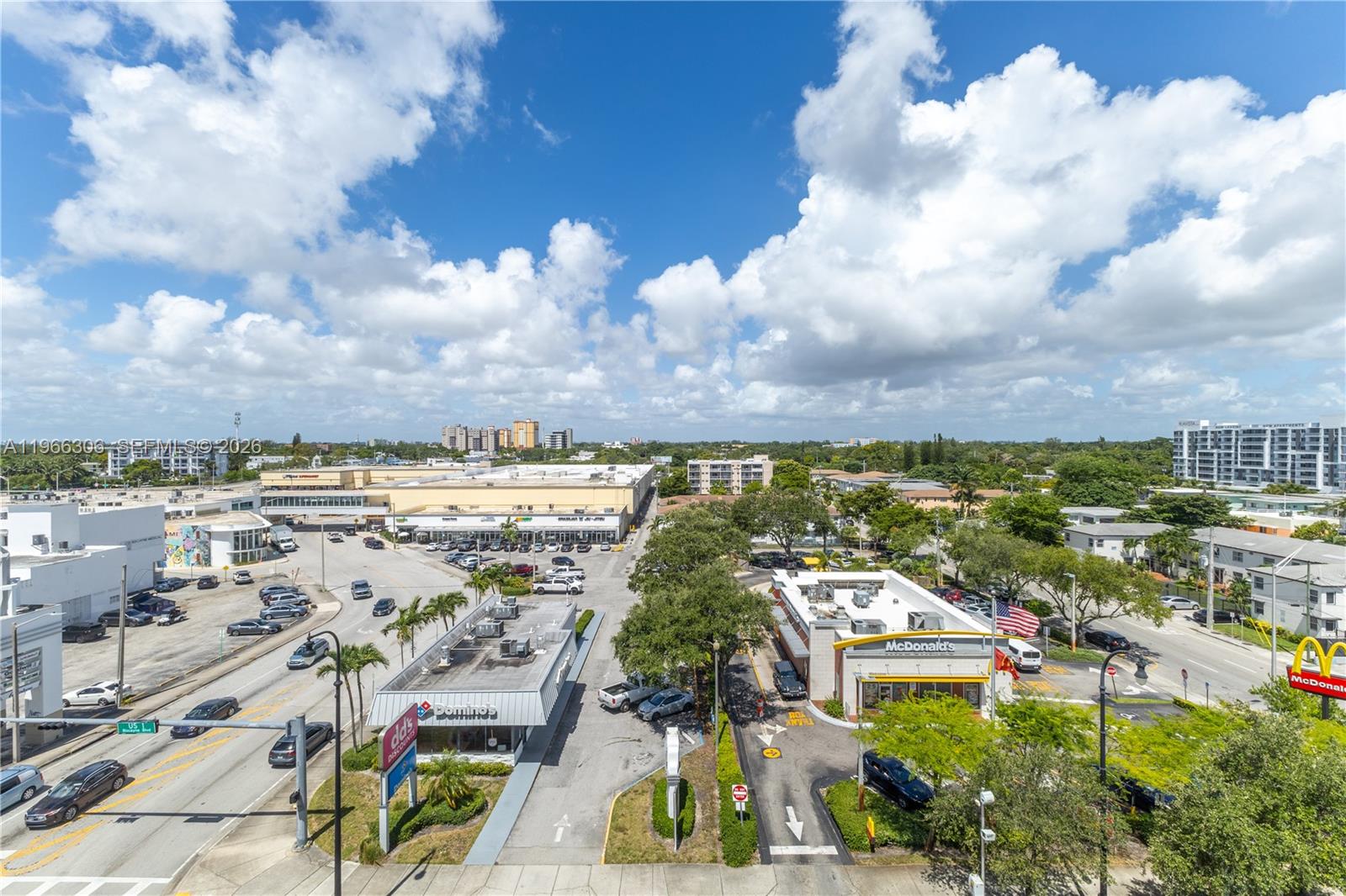 8101 Biscayne Blvd # 613 Unit: R-613