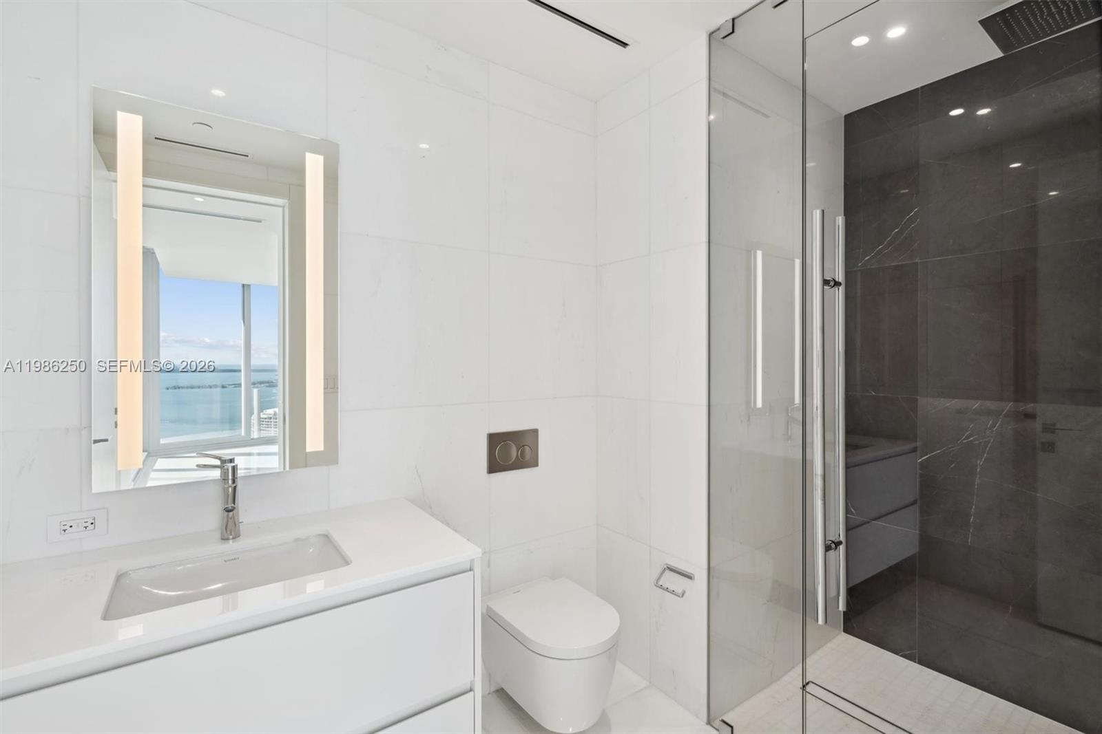 300 Biscayne Boulevard Way # 3805W