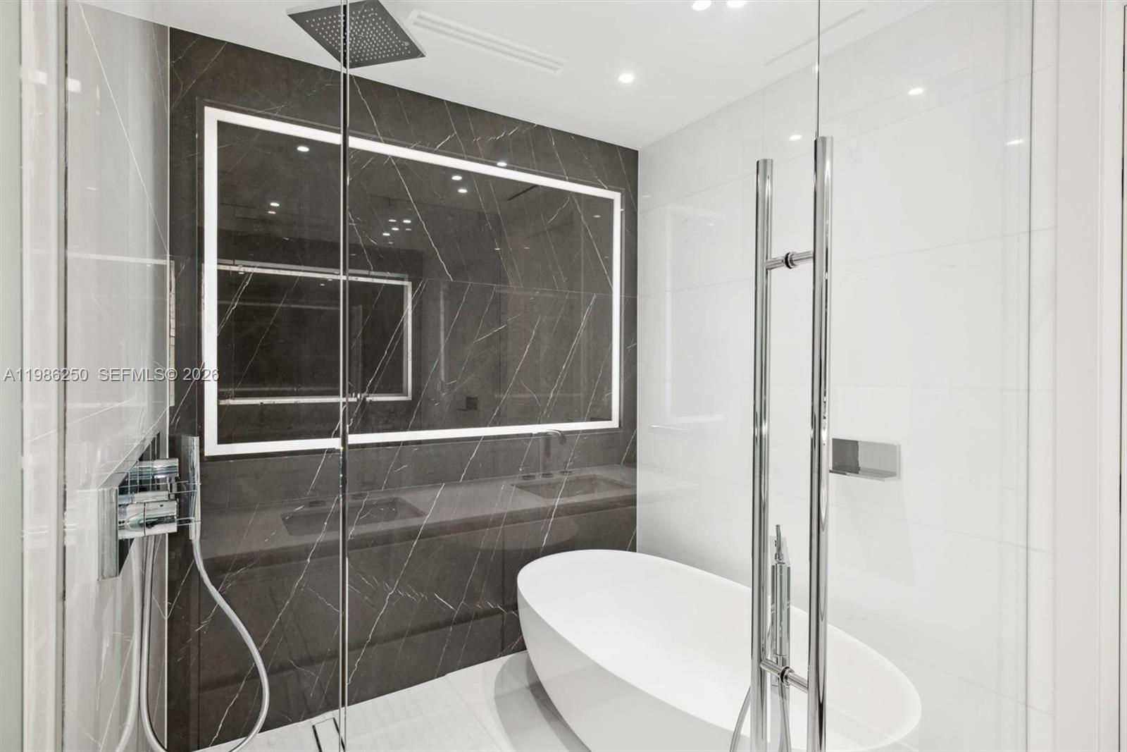 300 Biscayne Boulevard Way # 3805W