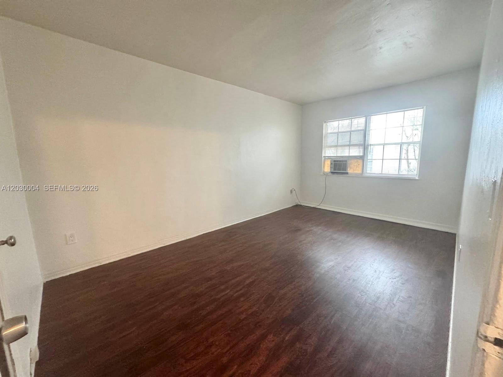 4410 NE 2nd Ave # 4414