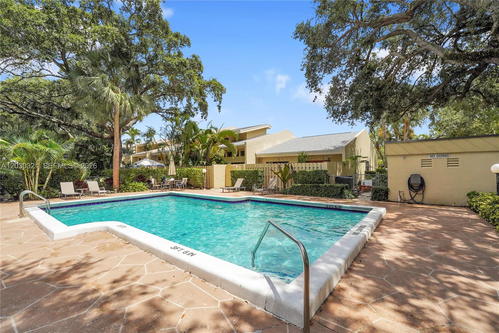 1400 NW 9th Ave # 18 Unit: C-18