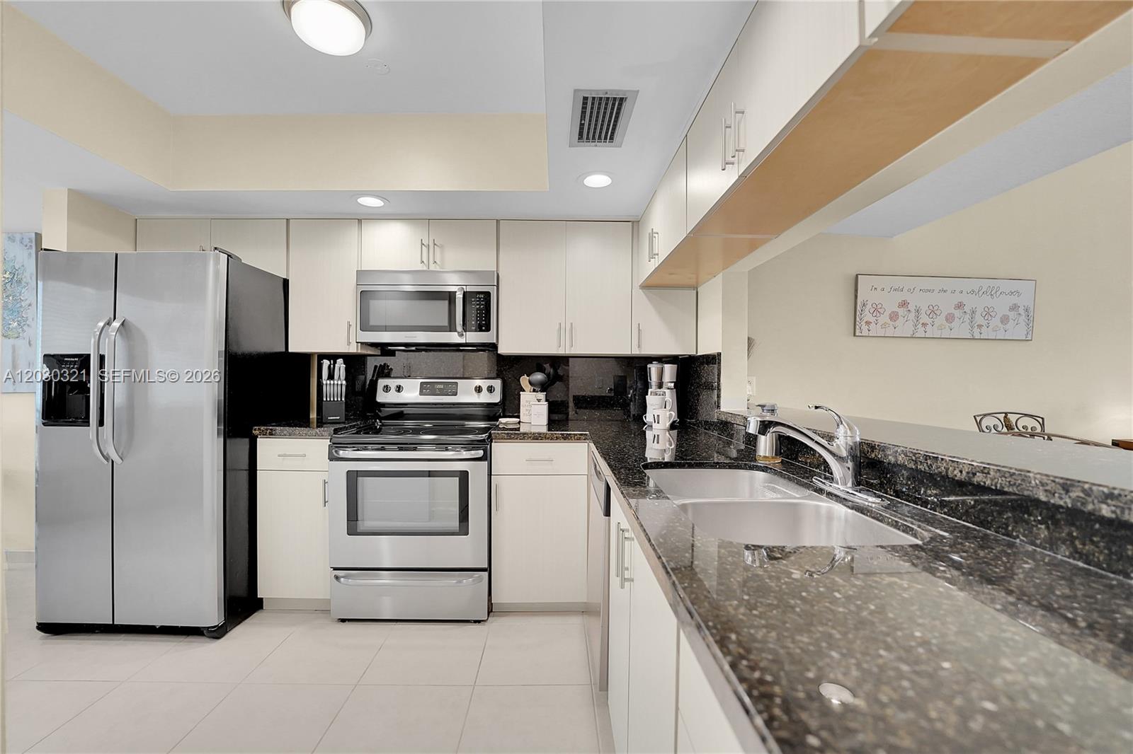 1400 NW 9th Ave # 18 Unit: C-18