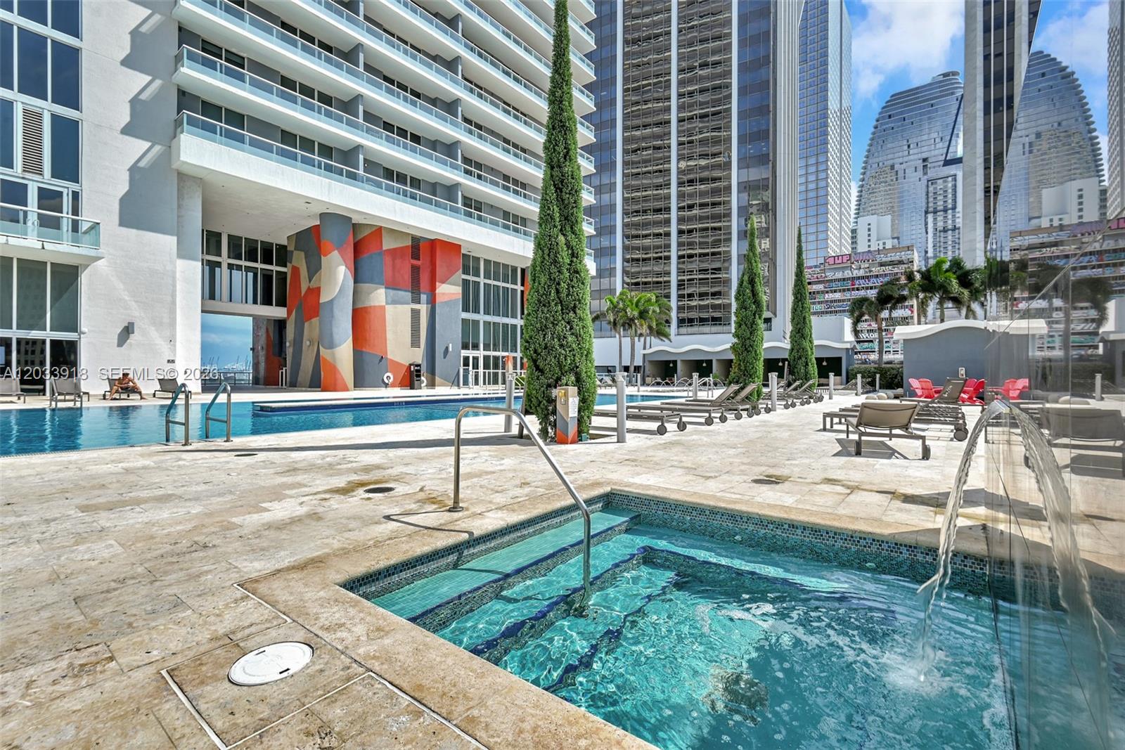 50 Biscayne Blvd # 3802