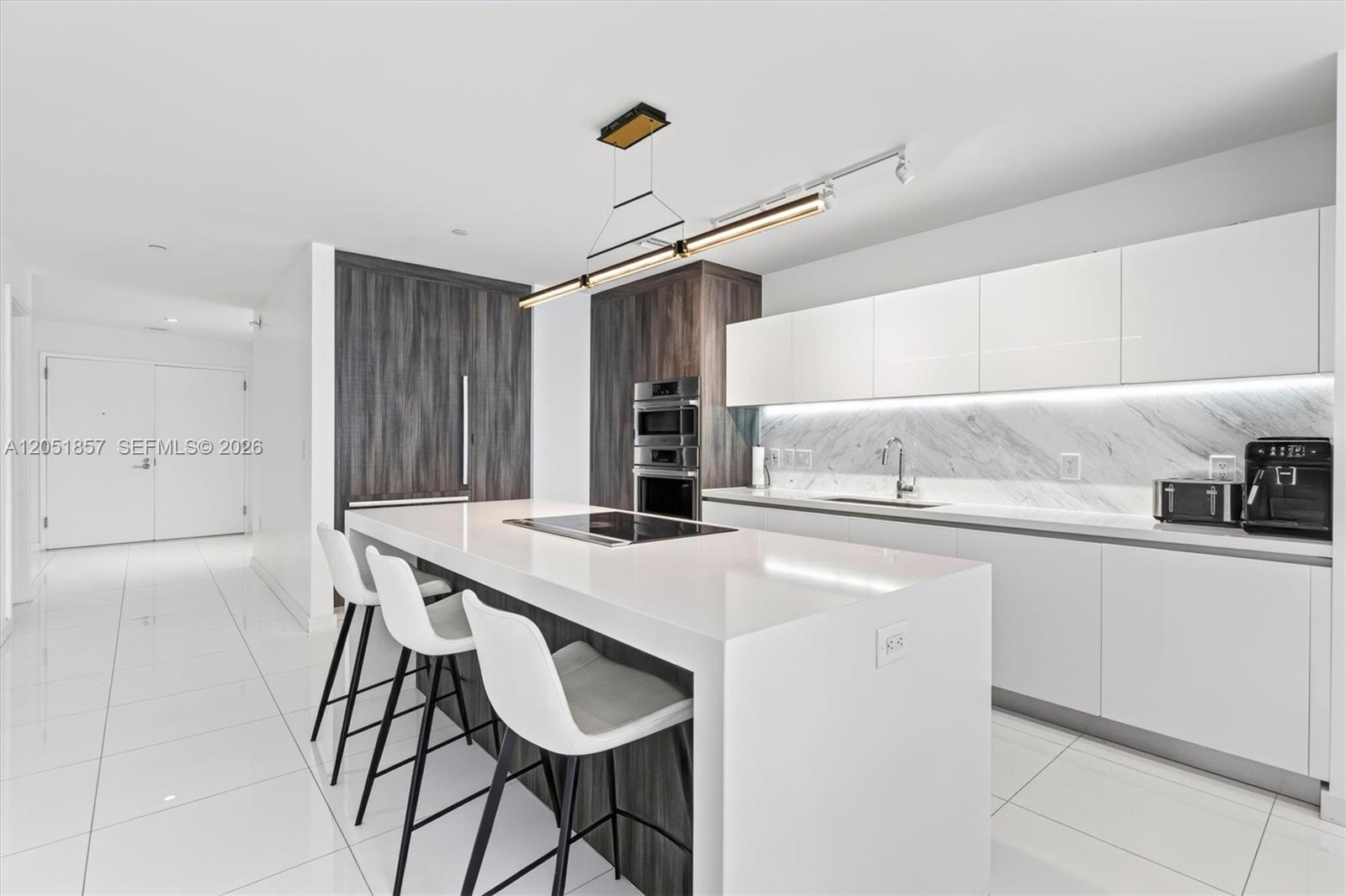 851 NE 1st Ave # 3611