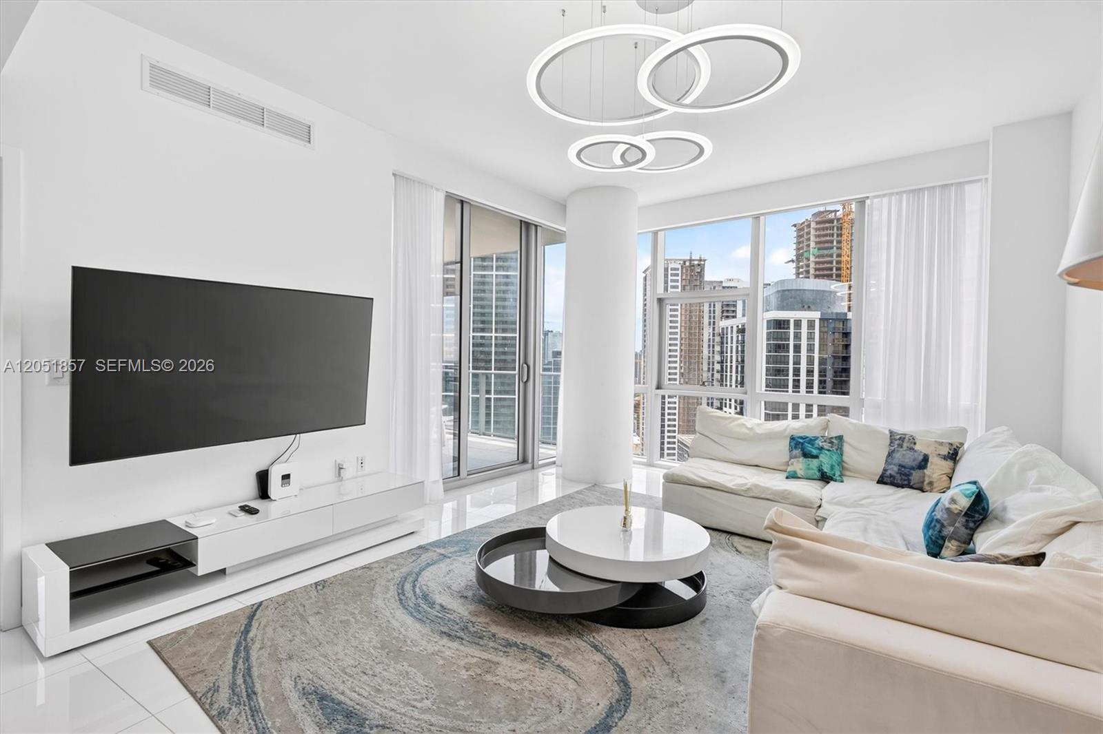 851 NE 1st Ave # 3611