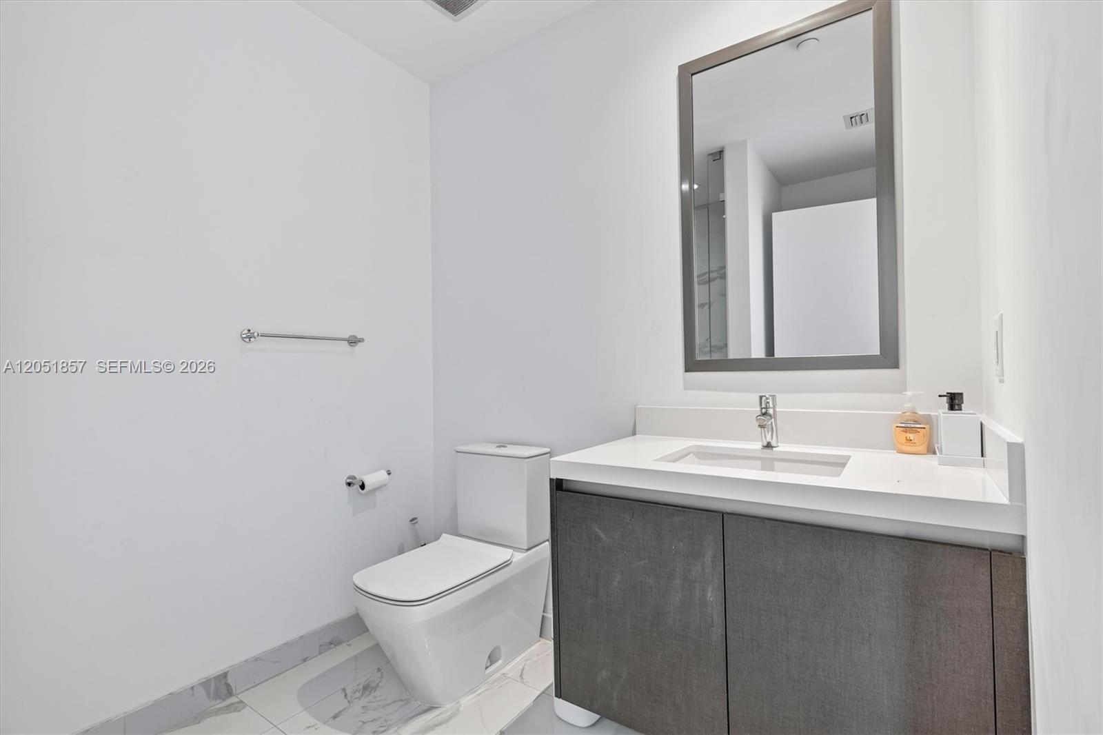 851 NE 1st Ave # 3611