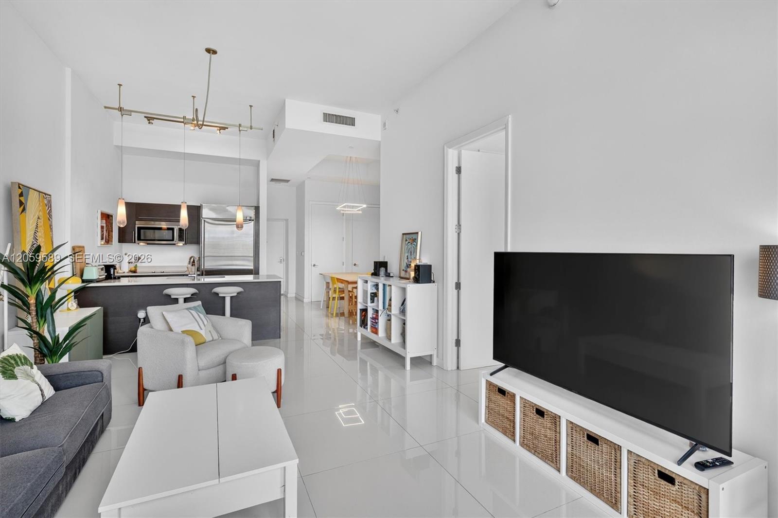 500 Brickell Ave # 1100
