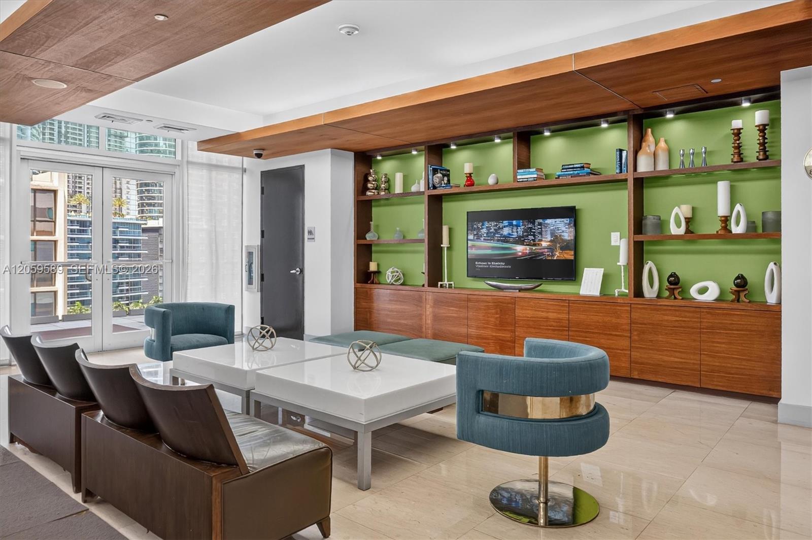 500 Brickell Ave # 1100