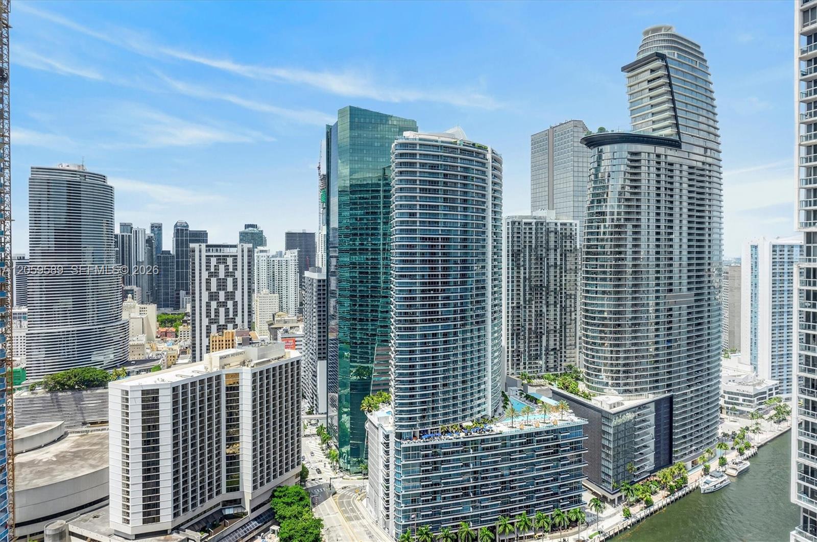 500 Brickell Ave # 1100